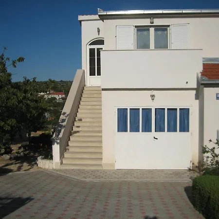 Apartment Family Friendly With A Swimming Pool Dvornica, - 11470 *