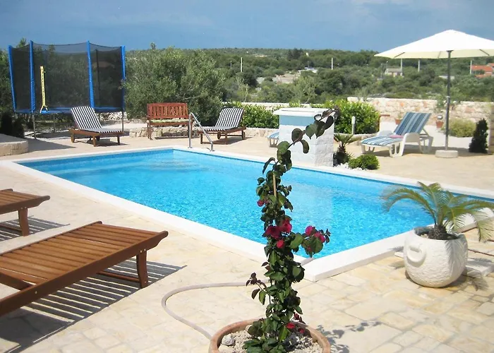 Family-friendly With Swimming Pool Dvornica, - 11470 アパート *