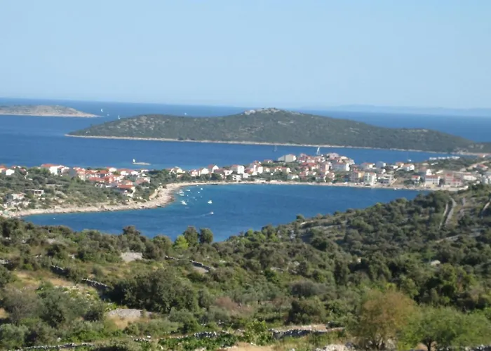 Family-friendly With Swimming Pool Dvornica, - 11470 Apartament Rogoznica (Sibenik-Knin)
