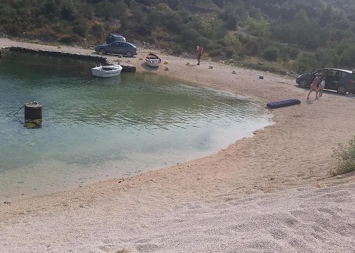 Family-friendly With Swimming Pool Dvornica, - 11470 Rogoznica (Sibenik-Knin)